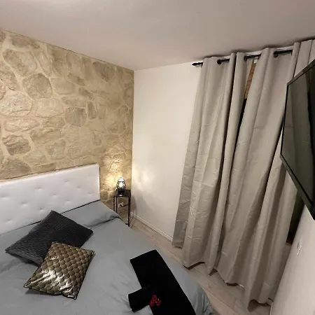 Destiny 3 Borgo Roma * Verona