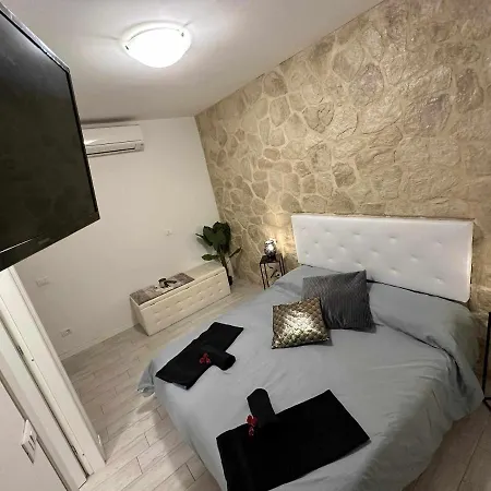 Apartment Destiny 3 Borgo Roma