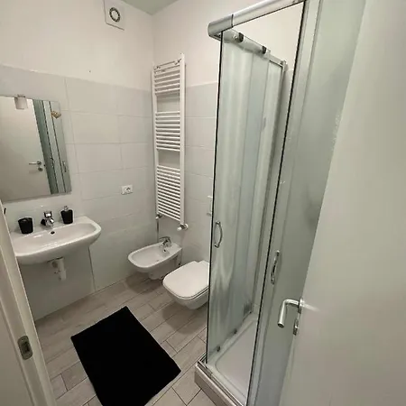 Destiny 3 Borgo Roma Apartment Verona