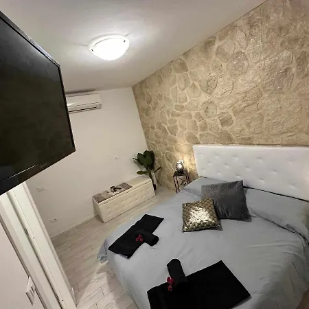 Destiny 3 Borgo Roma * Verona